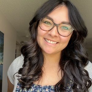 Meet your Posher, Victoria